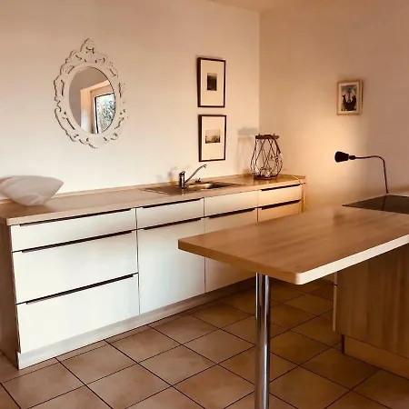 Holstengang 32 1 Apartment *